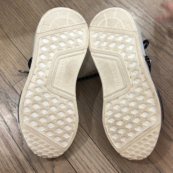 Adidas NMD Human Race x BBC Ice Cream x Pharrell Running Dog 2021 - Picture 3 of 3